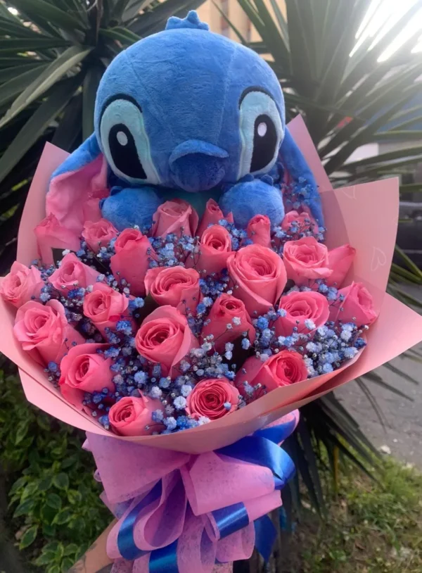 Bouquet en rosas rosadas con Peluche Stitch