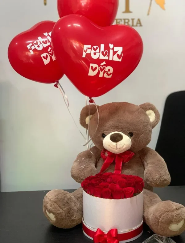 Caja con rosas, peluche y globos con helio